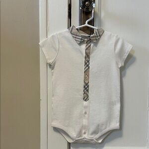 NWT- Burberry Baby Onesie White with Plaid Collar